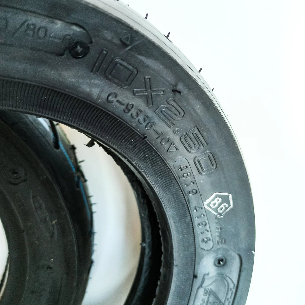 CST 10×2.50 Electric Scooter Tyre – Durable Urban Tire | Ireland
